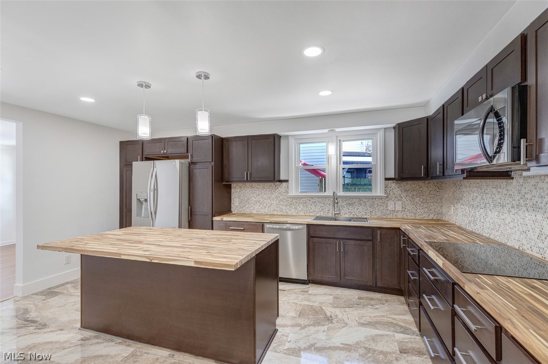 J Ed Good Park - Residential