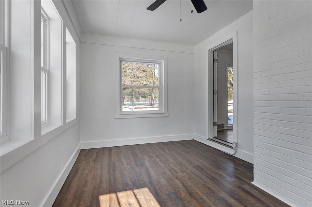 J Ed Good Park - Residential