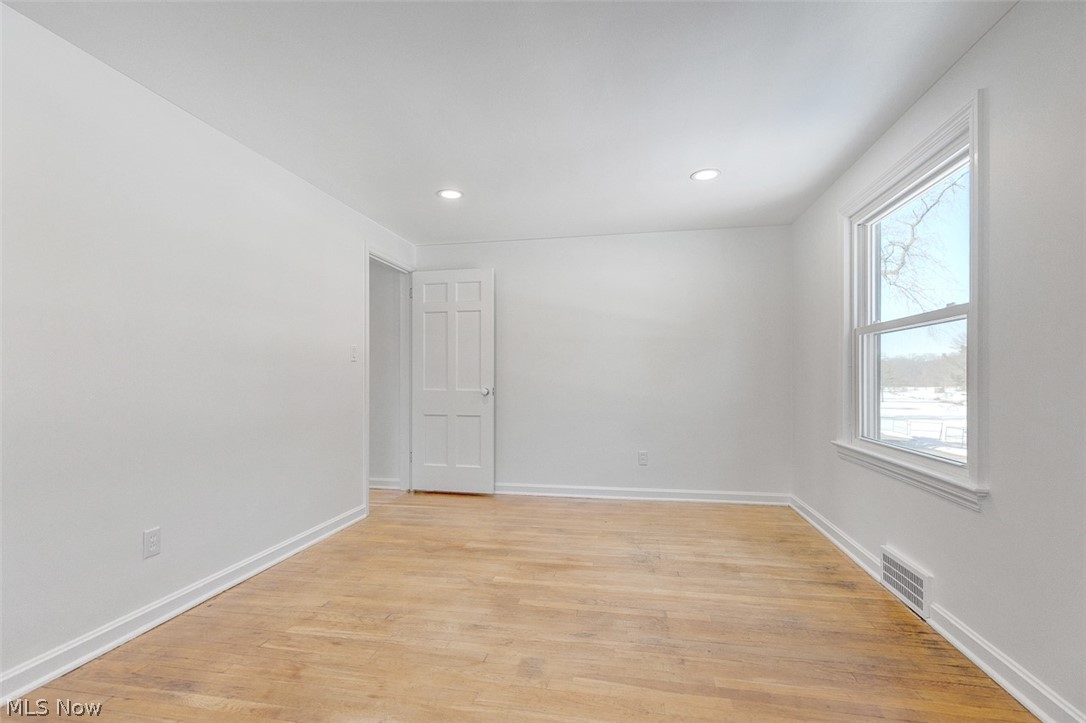 J Ed Good Park - Residential