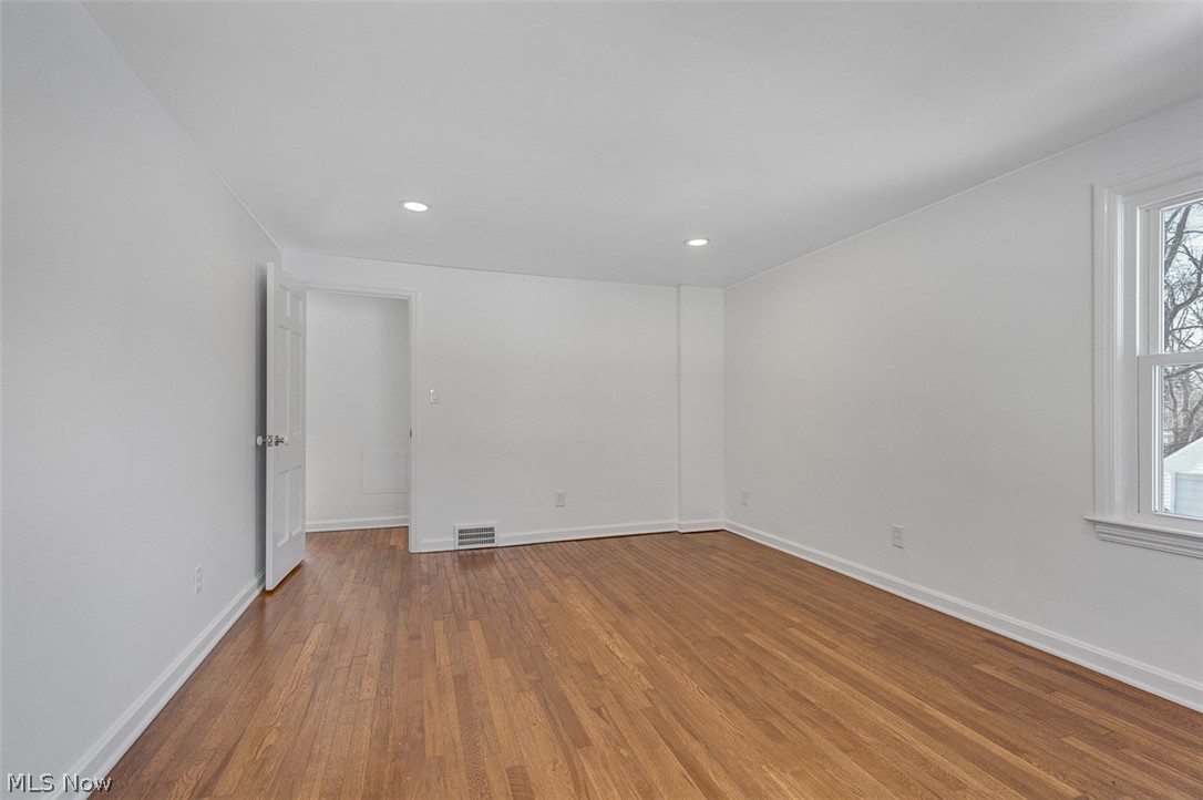 J Ed Good Park - Residential