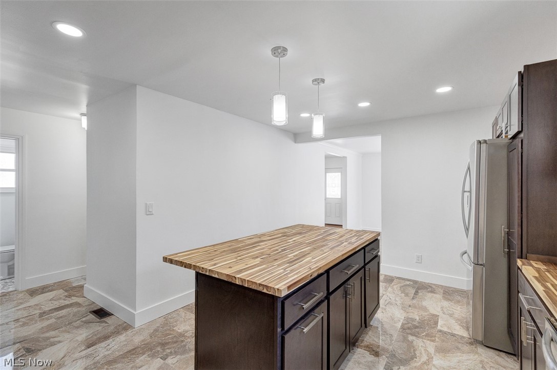 J Ed Good Park - Residential