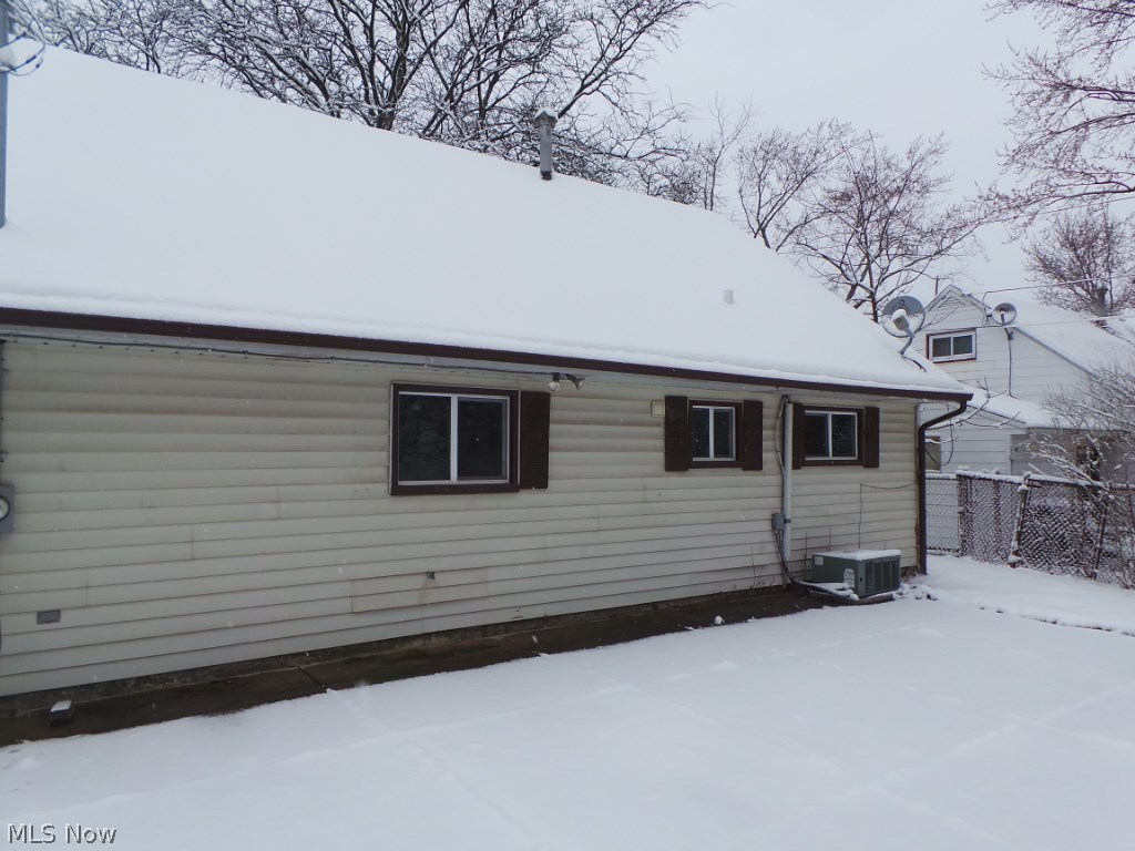 Cuyahoga Manor - Residential