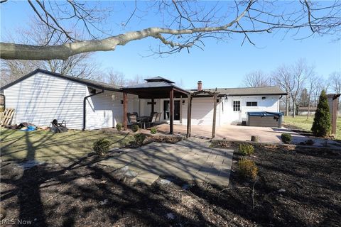 Tiny photo for 1916 Hathaway Drive, Brunswick, OH 44212 (MLS # 5190288)