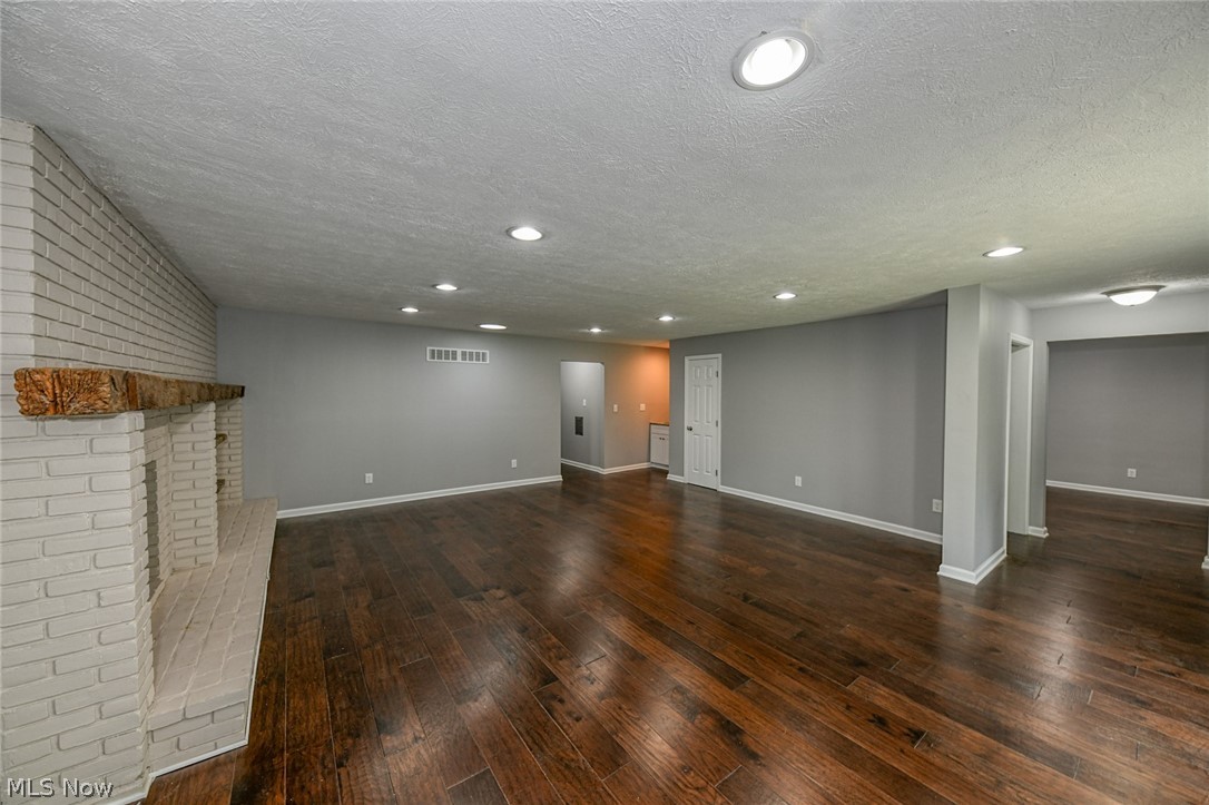 Ghent Road View Acres - Residential