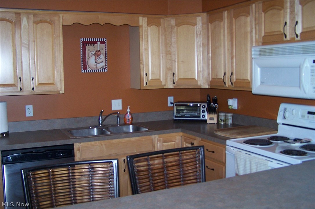 Portage Path East Condos - Residential