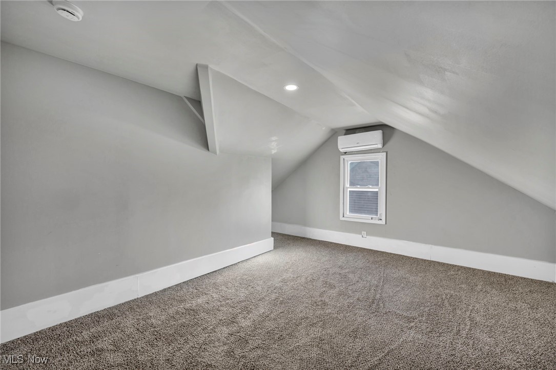 Woodhill East Blvd Sub - Residential Income