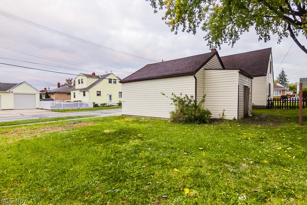 Liberty Heights 02 - Residential Lease