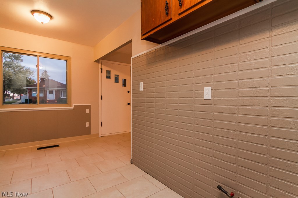 Liberty Heights 02 - Residential Lease