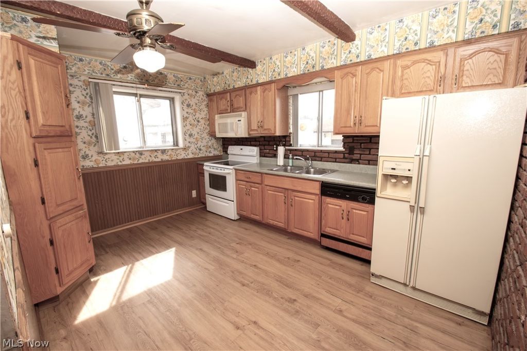 Photo of 6448 Delores Boulevard, Brook Park, OH 44142 (MLS # 5190298)