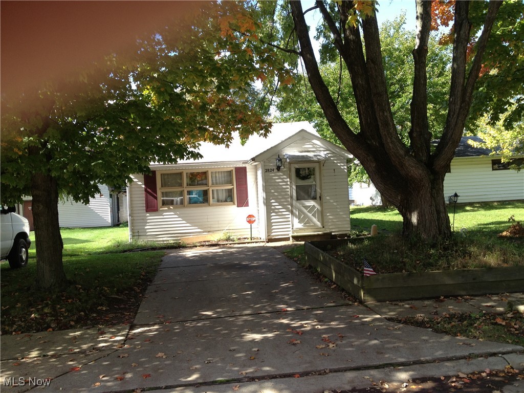 2824 Brenner Drive, Lorain, Ohio image 1