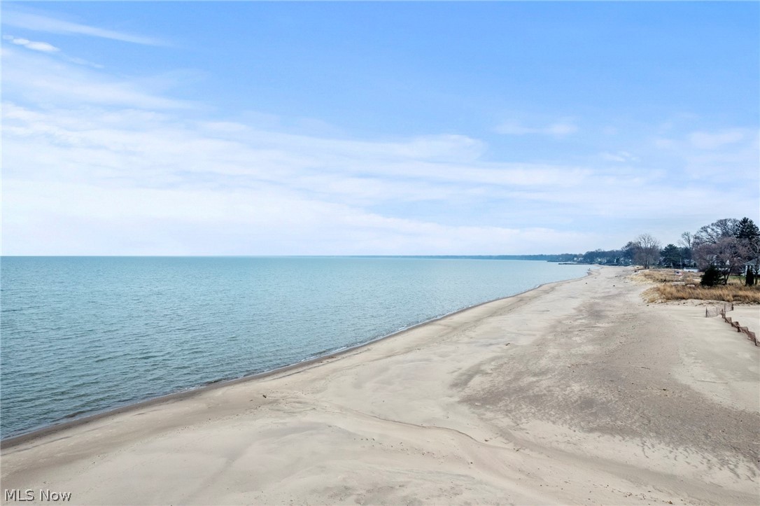 Old Homestead-On-The-Lake Sub - Residential