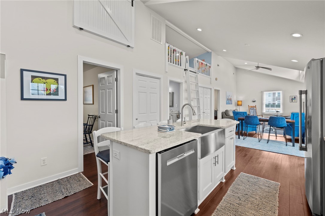 Old Homestead-On-The-Lake Sub - Residential