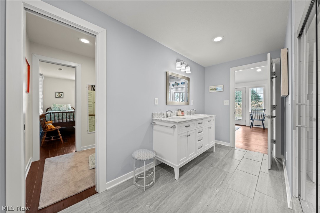 Old Homestead-On-The-Lake Sub - Residential