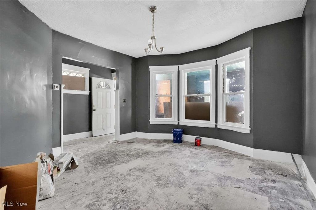 Photo of 1624 E 84th Street, Cleveland, OH 44103 (MLS # 5175380)