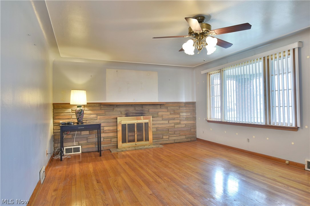 Guaranteed Inv Co 01 - Residential