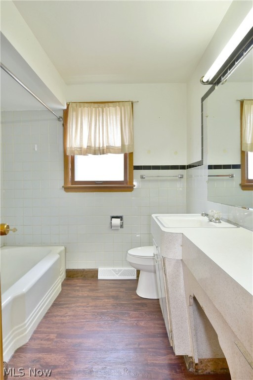 Guaranteed Inv Co 01 - Residential