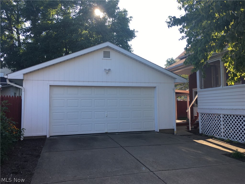 Uhrichsville - Residential