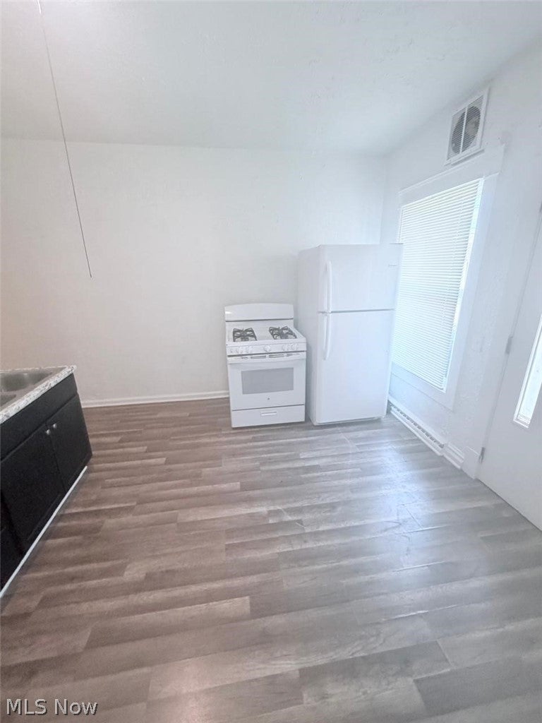 4434 Pearl Road 3