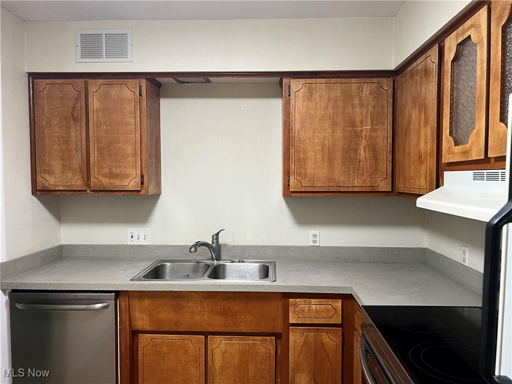 Deepwood Condo - Residential