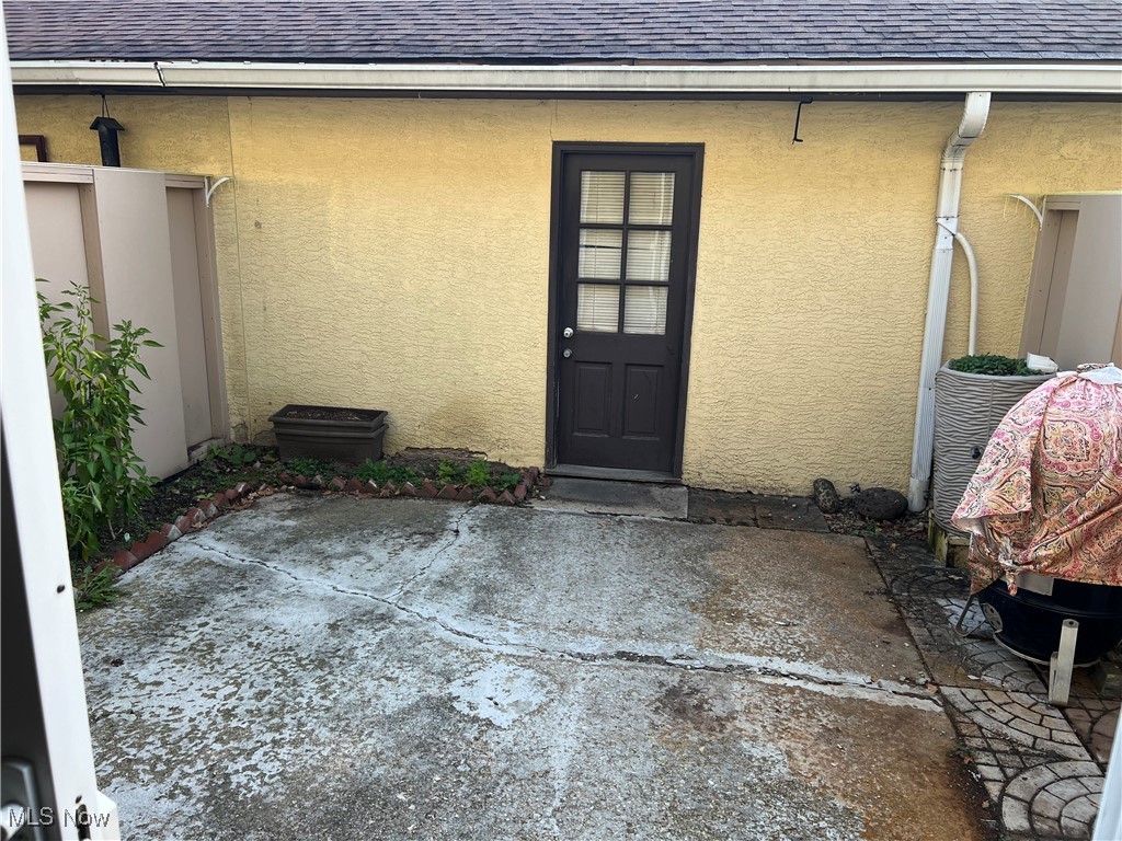 Deepwood Condo - Residential