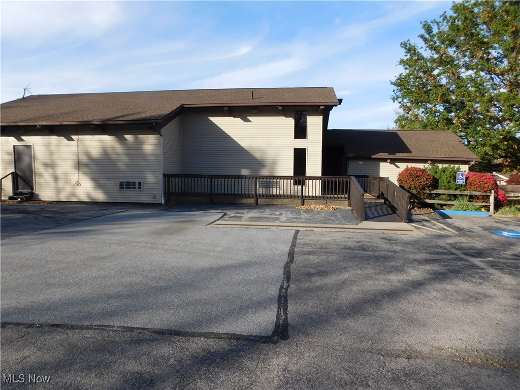 Deepwood Condo - Residential