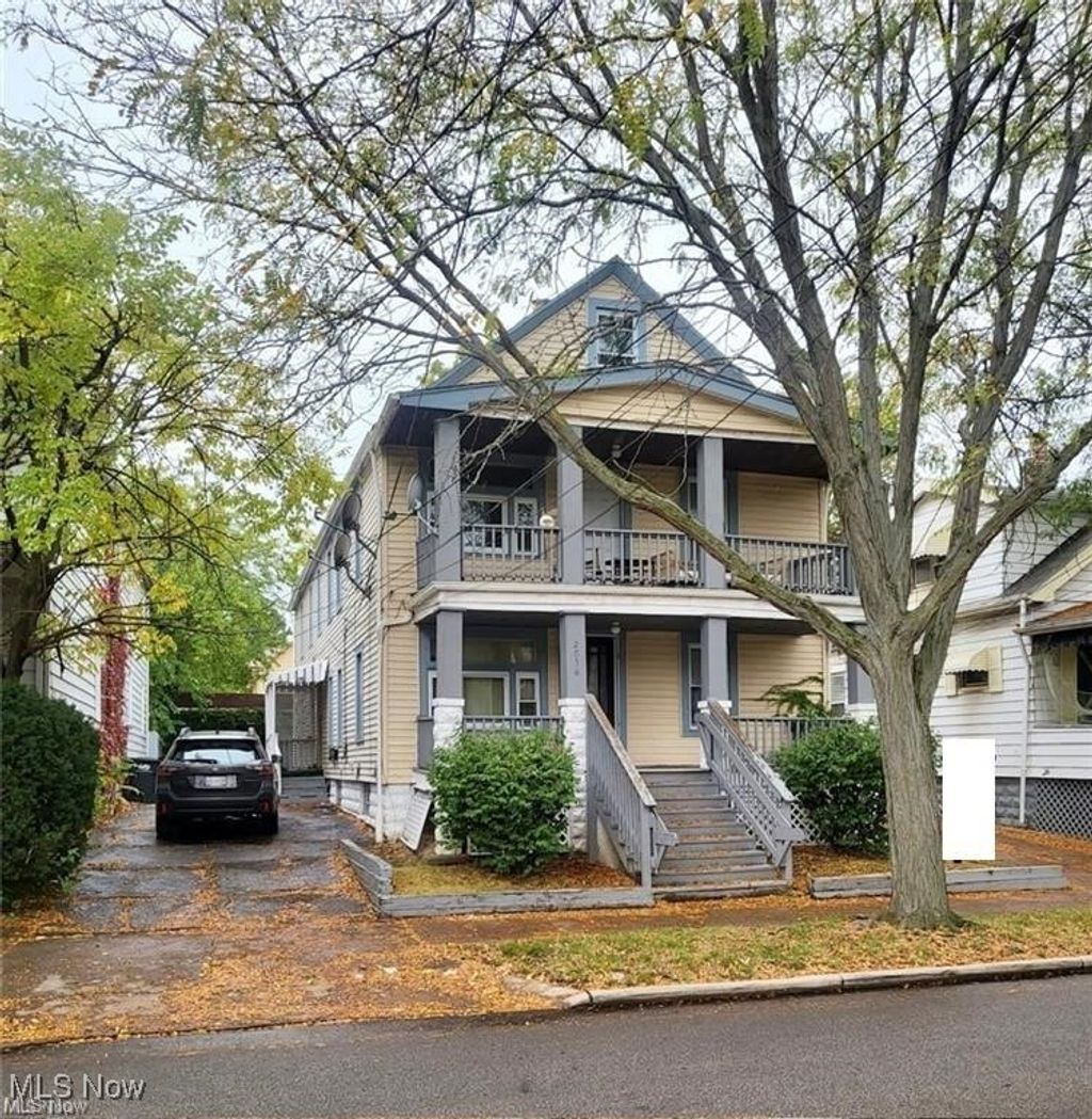 Photo of 2036 Lark Street #1, Lakewood, OH 44107 (MLS # 5183752)