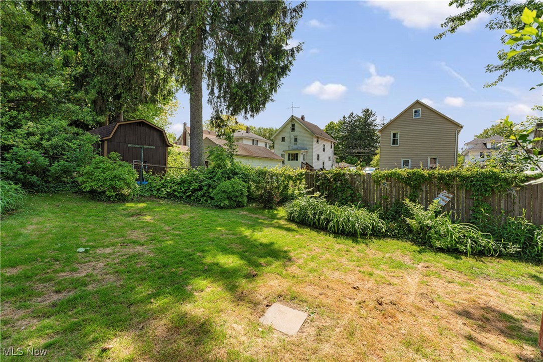 Aa Moores Banner Allotment - Residential