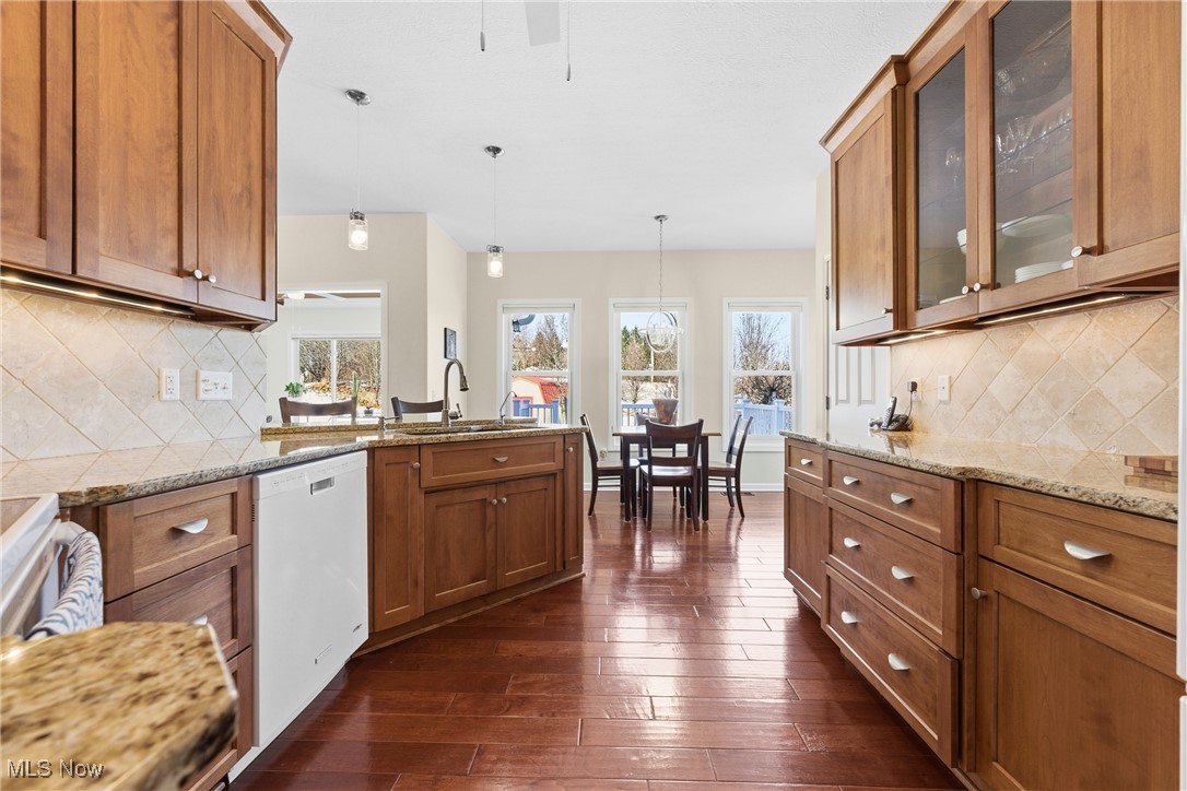 Burnham Hills 03 - Residential