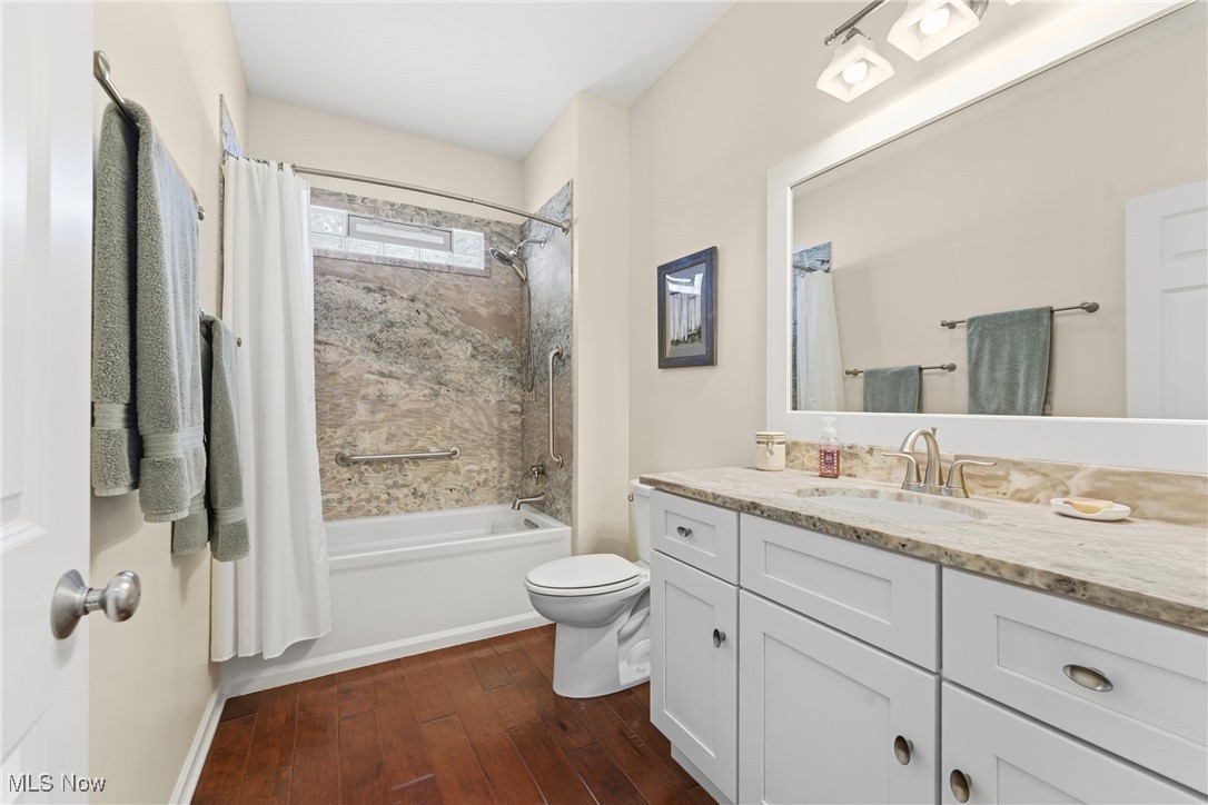 Burnham Hills 03 - Residential