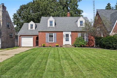Homes For Sale - 409 30th Street<br/> Canton, OH 44709