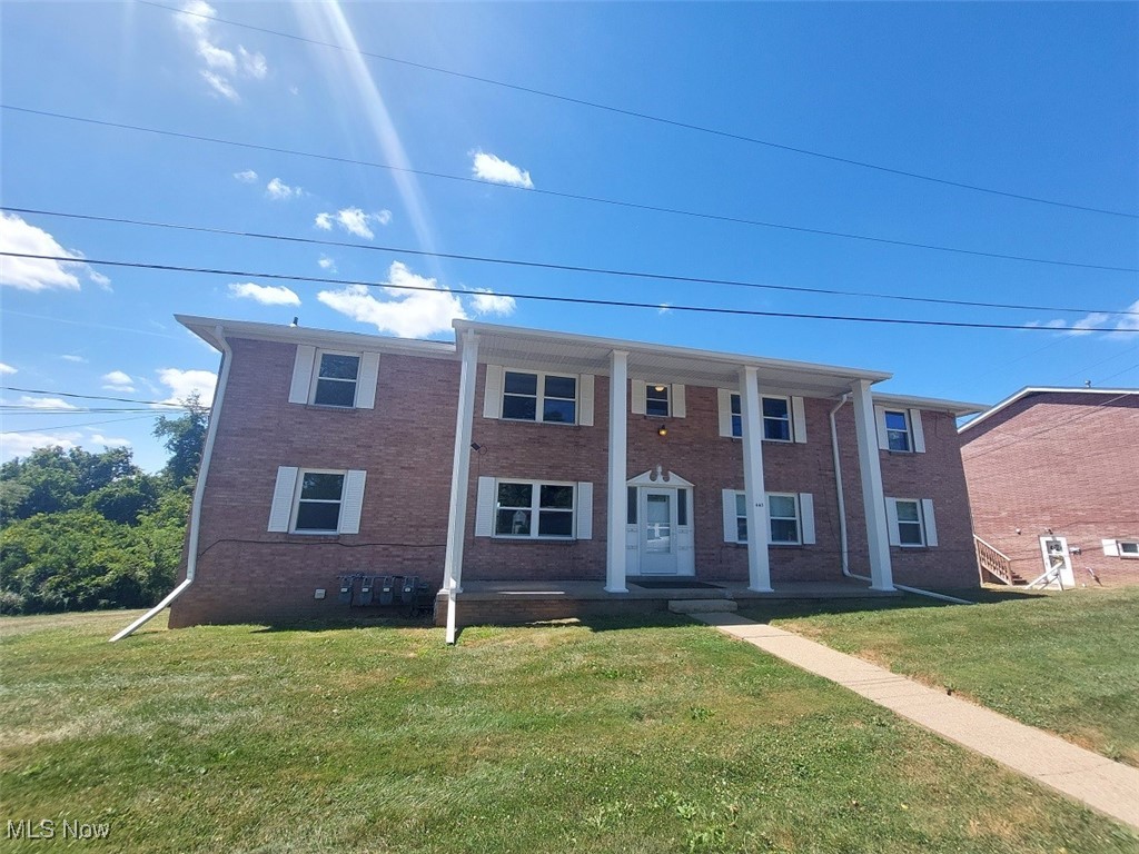 427-445 Woodland Avenue