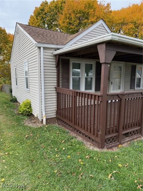 Tiny photo for 1194 Greenwood Avenue, Akron, OH 44320 (MLS # 5178931)
