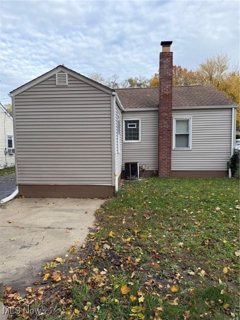 Tiny photo for 1194 Greenwood Avenue, Akron, OH 44320 (MLS # 5178931)