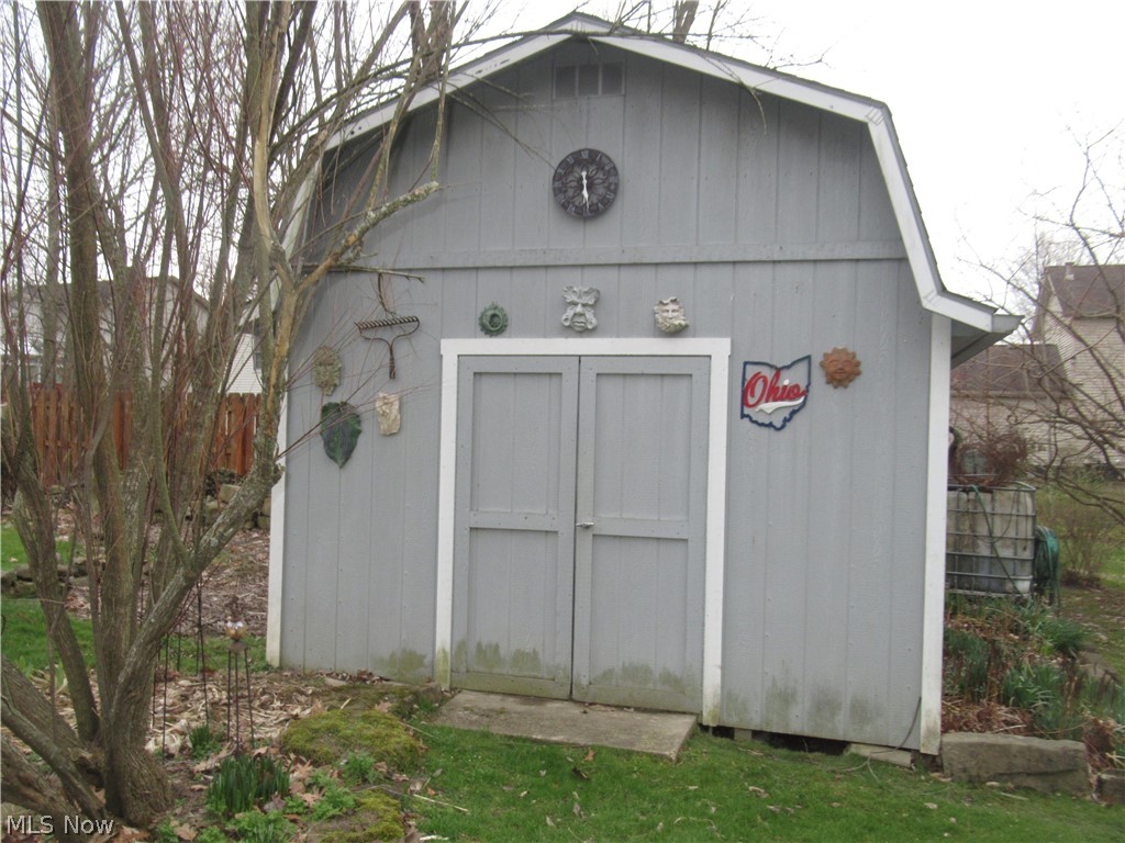 Meanderwood 01 - Residential