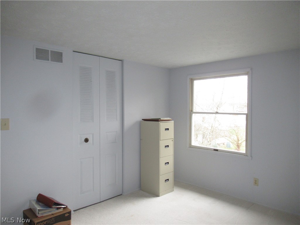 Meanderwood 01 - Residential