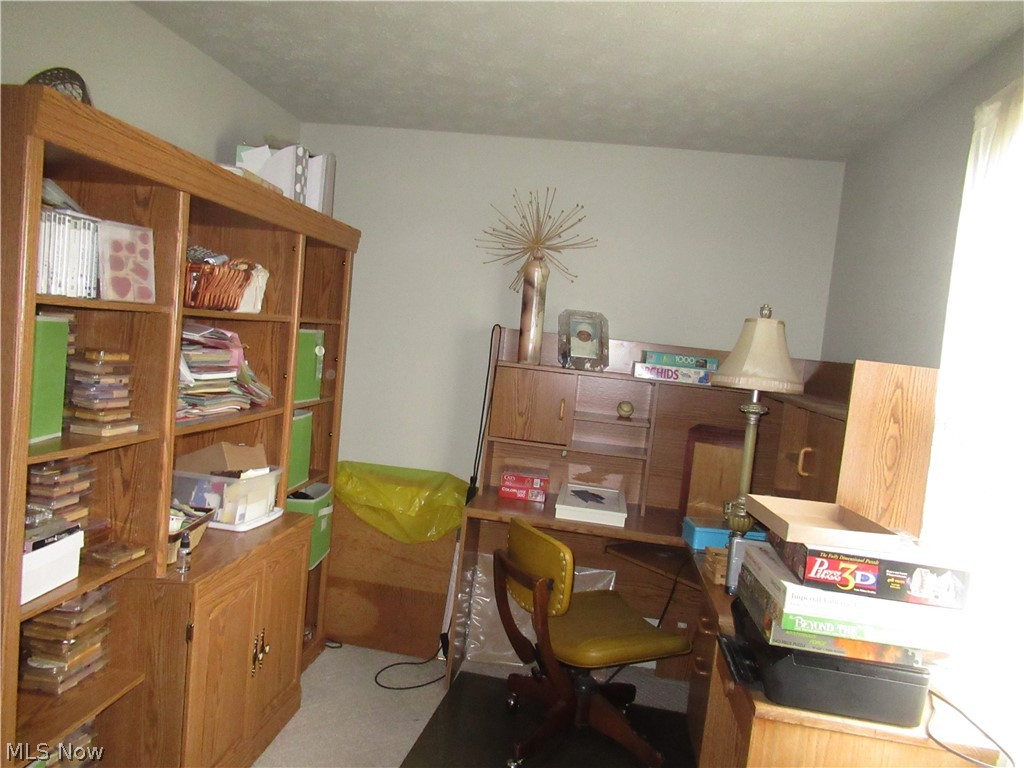 Meanderwood 01 - Residential