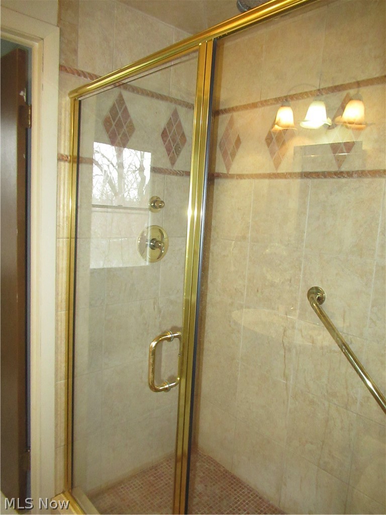 Meanderwood 01 - Residential