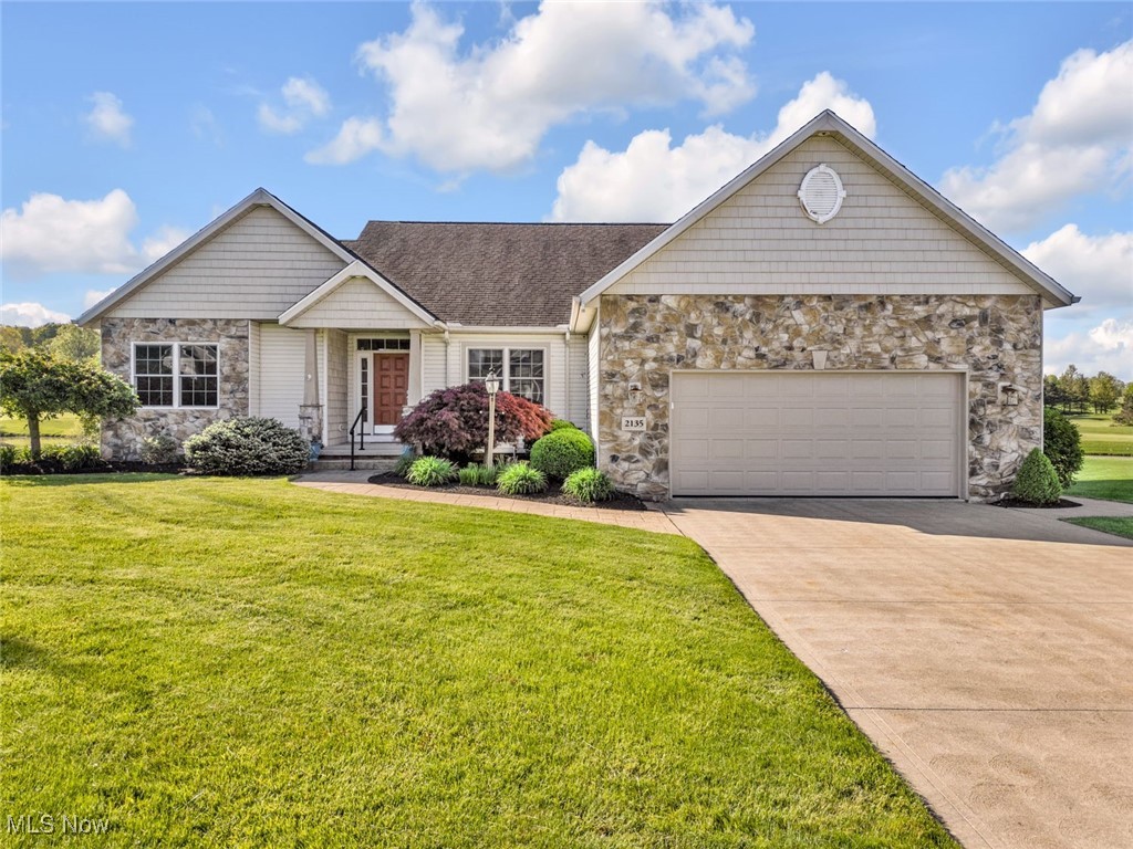 2135 Championship Circle, Massillon, Ohio image 1