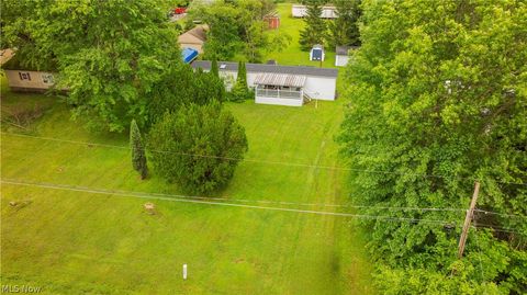 Tiny photo for 6886 Lindsley Avenue, Andover, OH 44003 (MLS # 5221530)