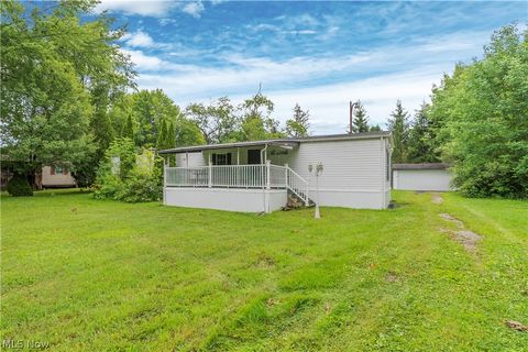Tiny photo for 6886 Lindsley Avenue, Andover, OH 44003 (MLS # 5221530)