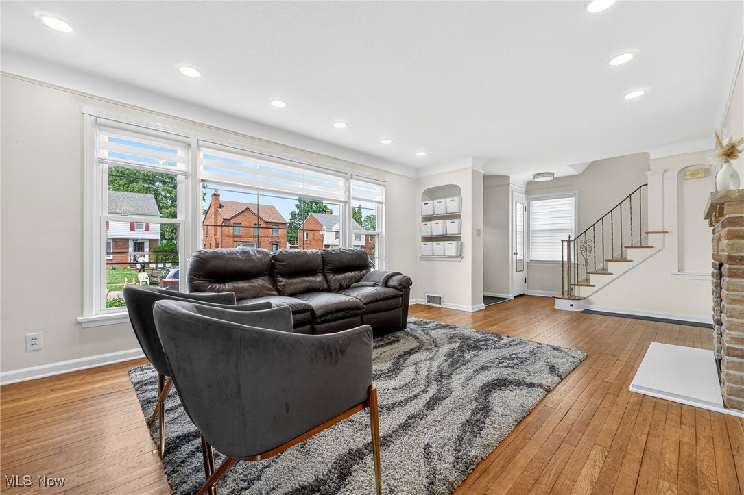 Taylor Mayfield Companys Seve - Residential