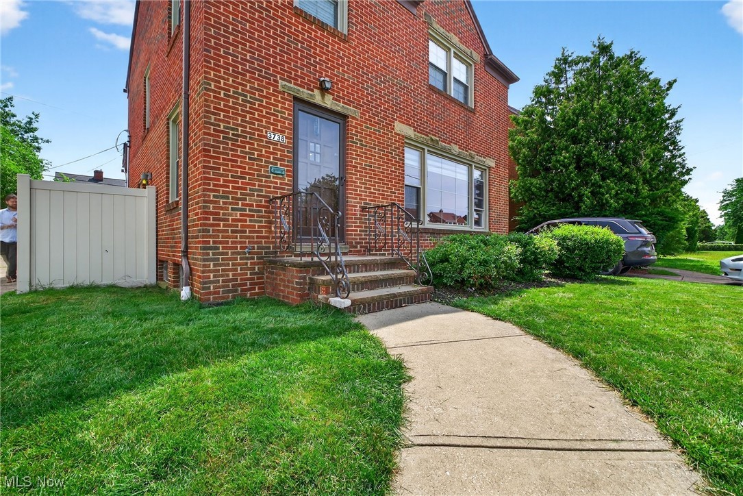 3738 Bendemeer Road