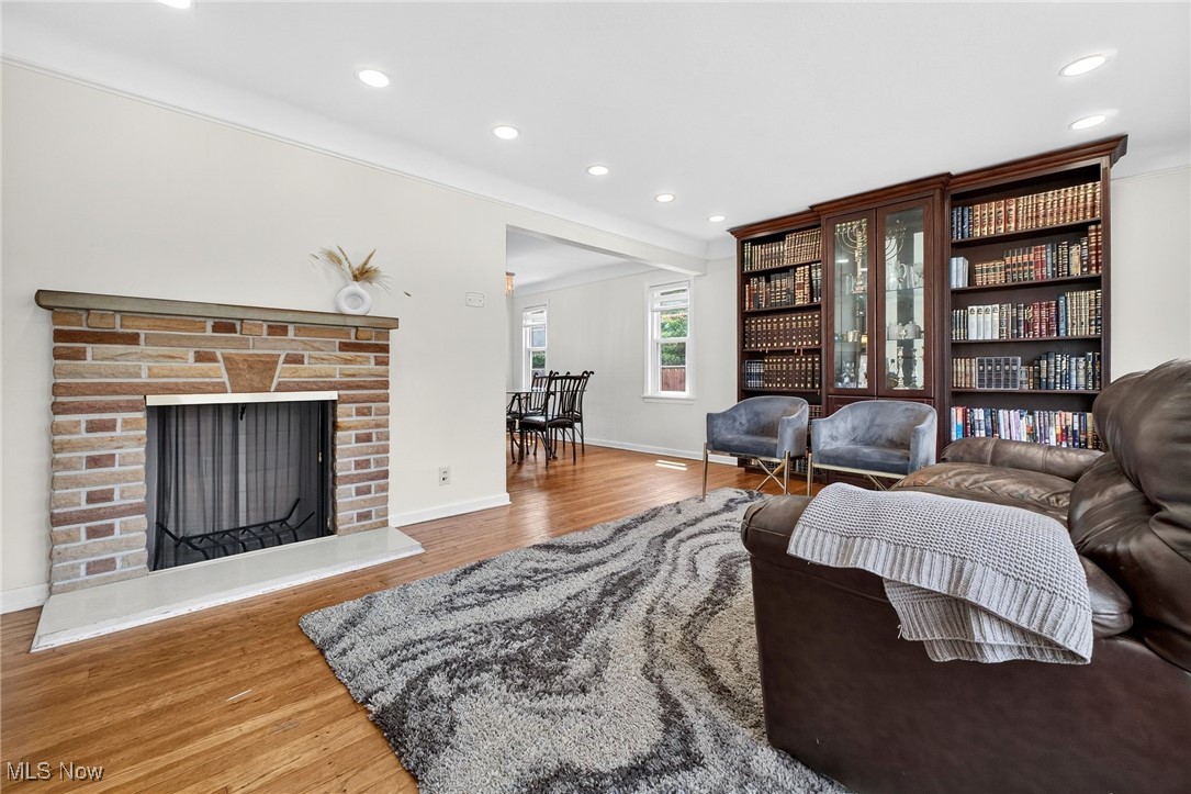 Taylor Mayfield Companys Seve - Residential