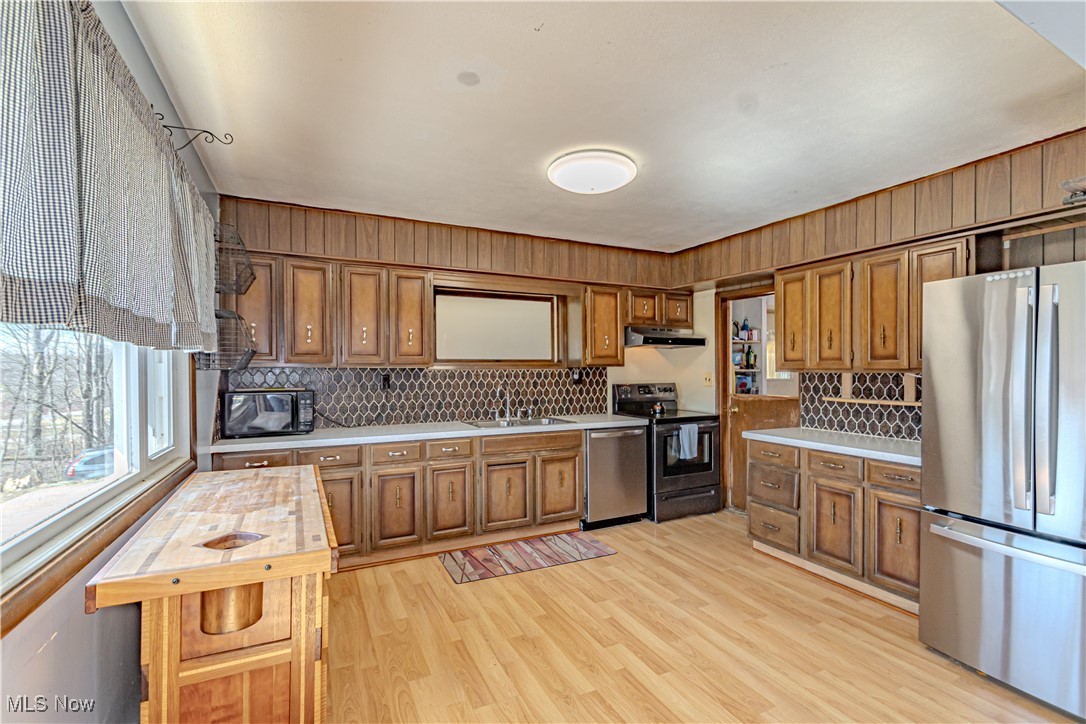 8129 Cindell Street, East Canton, Ohio image 14