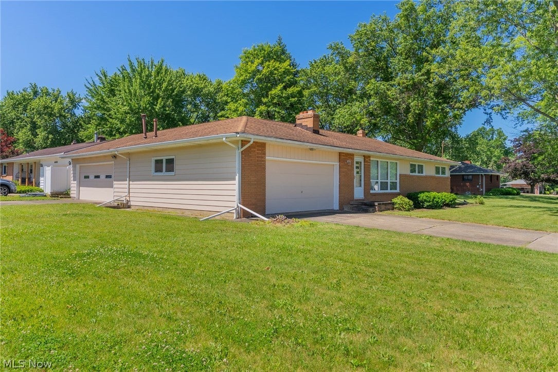 253 Earl Drive NW