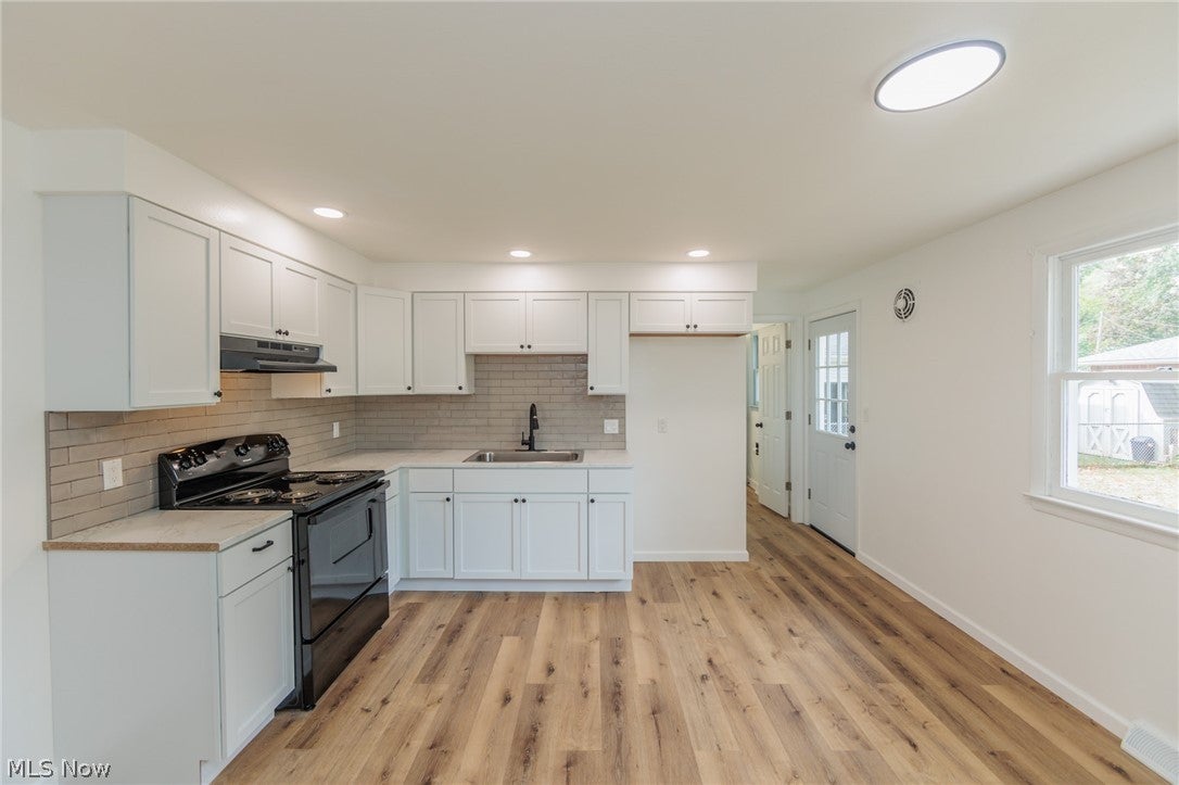 1218 W 44th Street