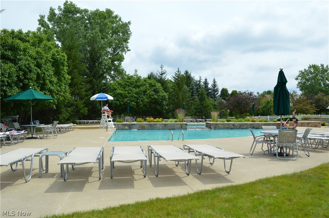 Macintosh Farms - Residential