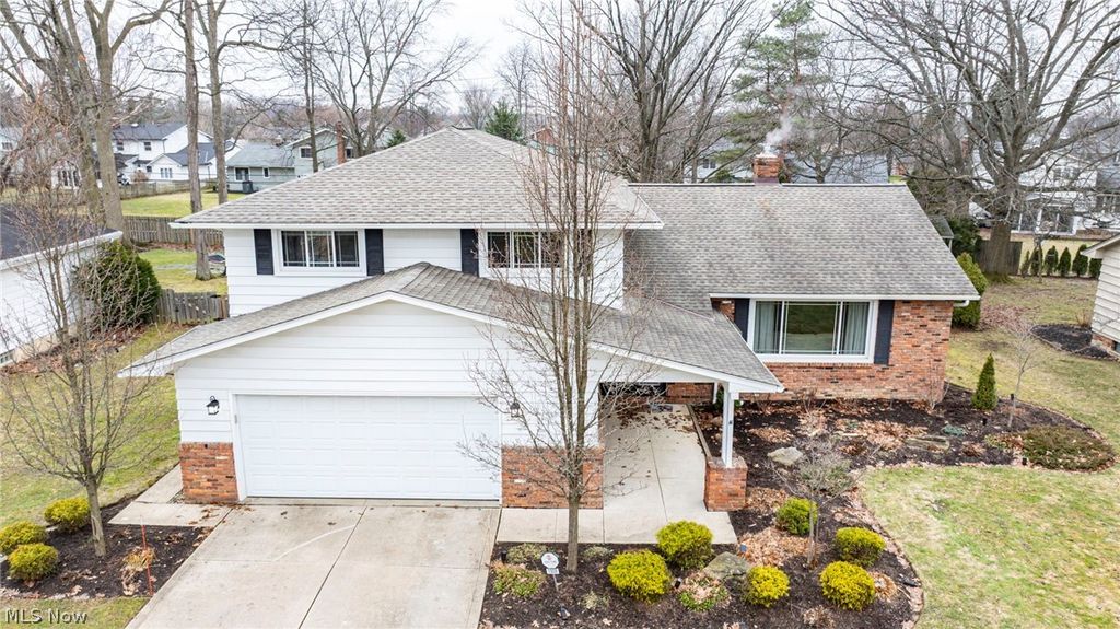 Photo of 1908 Bromton Drive, Lyndhurst, OH 44124 (MLS # 5185876)