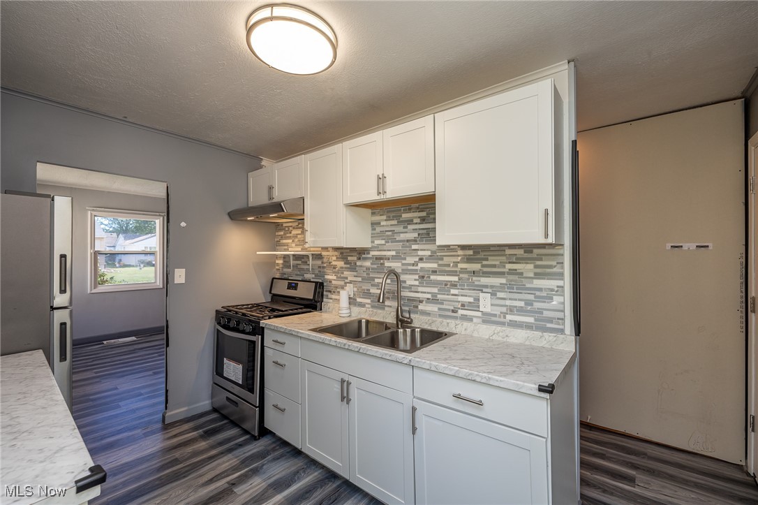 John W Taylors Avondale Park Al - Residential