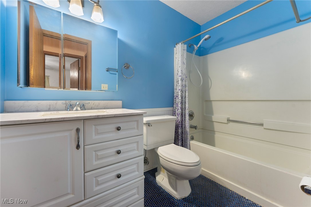 West Hampton Condo - Residential